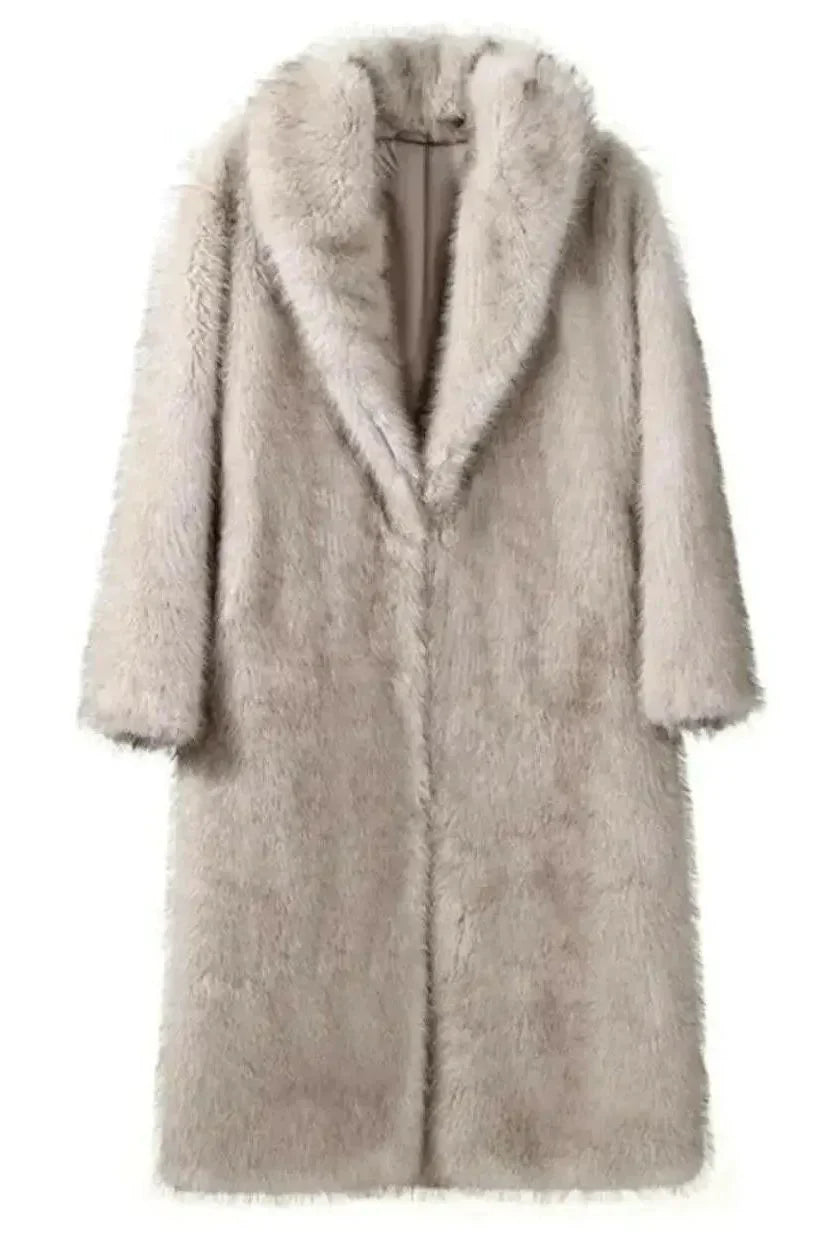 "Valeria" Langer Fellmantel